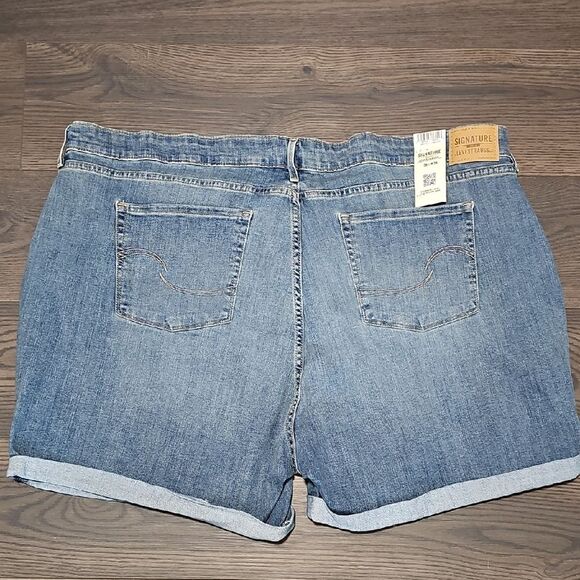 Signature by Levi Strauss Pants - Signature by Levi Strauss Women's Classic Blue Jean Shorts